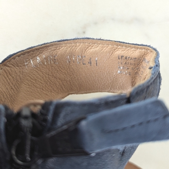 Miz Mooz NYC Women's Flaire Blue Leather Wide Width Sandals - Picture 7 of 14